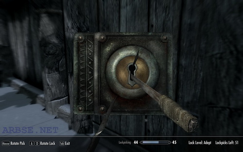 Как открывать замки в Skyrim?